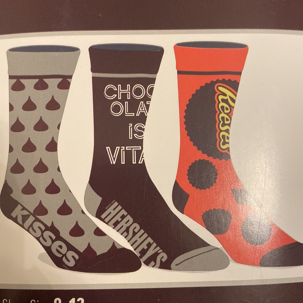 Hersey‎ Chocolate Kisses Reese’s Peanut Butter Cup Bioworld 3 Pack Crew Socks